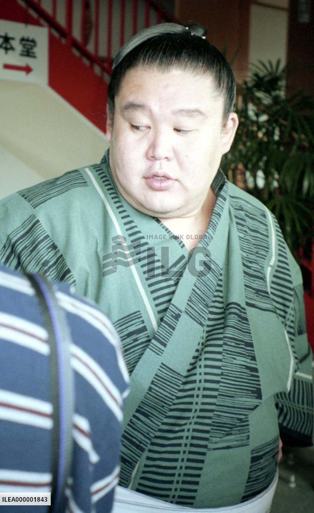 Wakanohana to sit out Nagoya sumo tourney