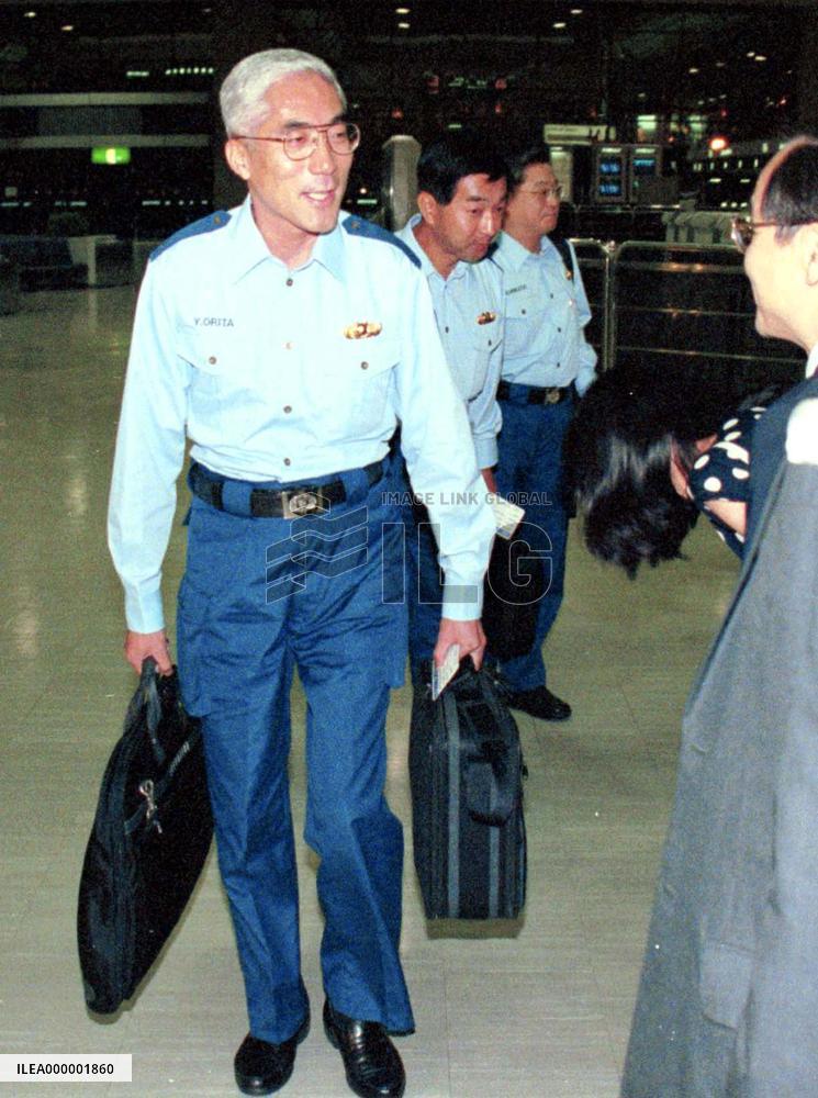 3 Japanese police officers leave for E. Timor training