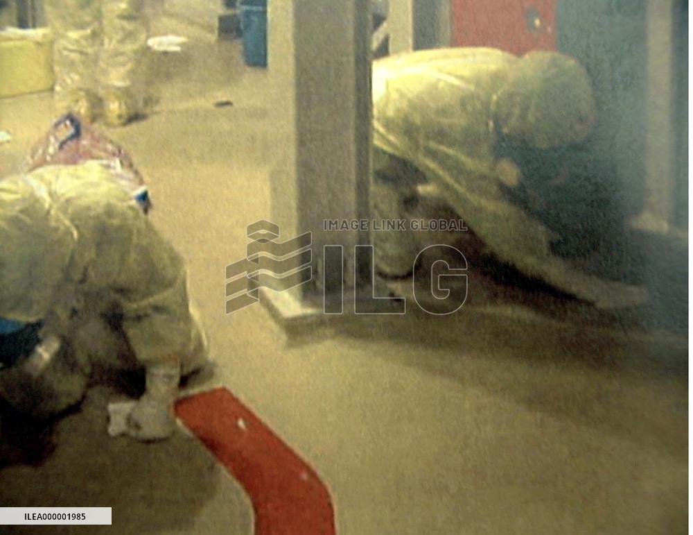 Cleanup work resumes at Fukui nuclear plant