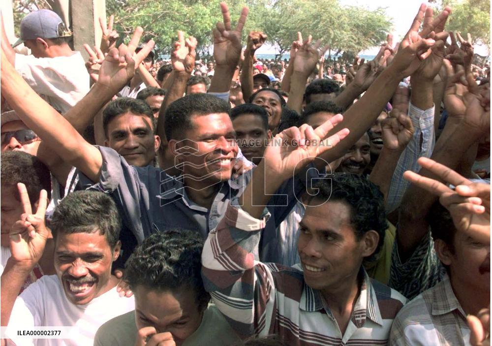 East Timor independence bid launched