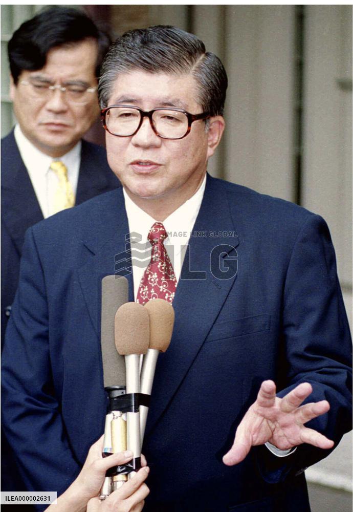 Former Hokkaido Gov. Yokomichi one of 3 DPJ's top post candidate