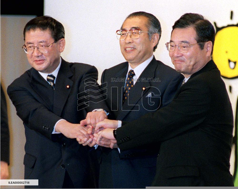 Obuchi reelected as LDP president