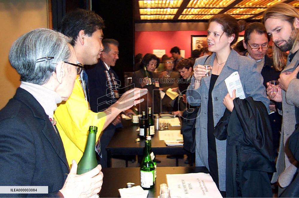 Sake tasting session held in New York
