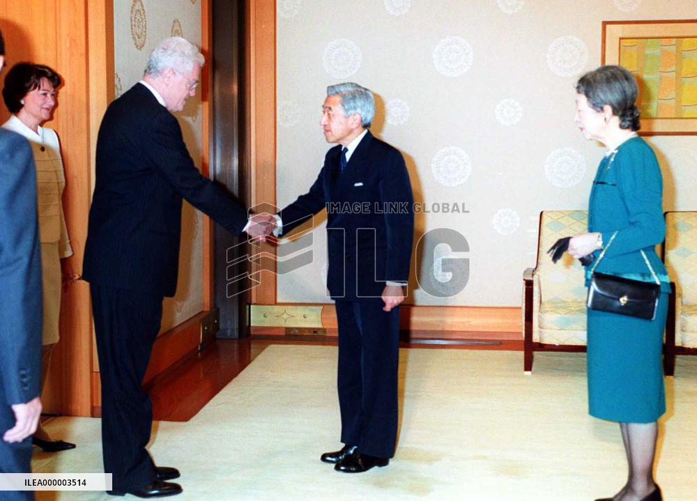 Emperor greets French premier