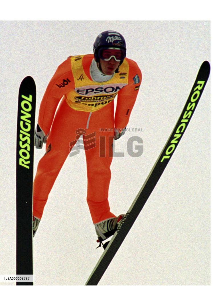 Schmitt soars to 7th World Cup win of season+