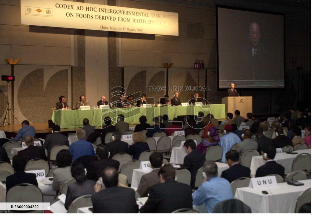 Int'l group begins 4-day conference on GM foods