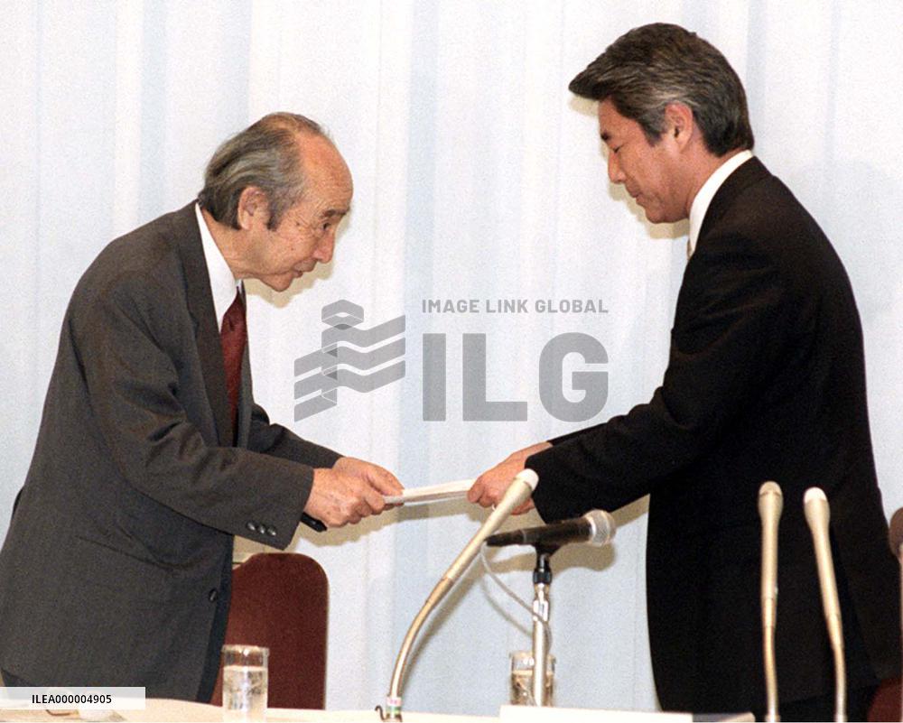 Minister asks for advice on fostering students' independence