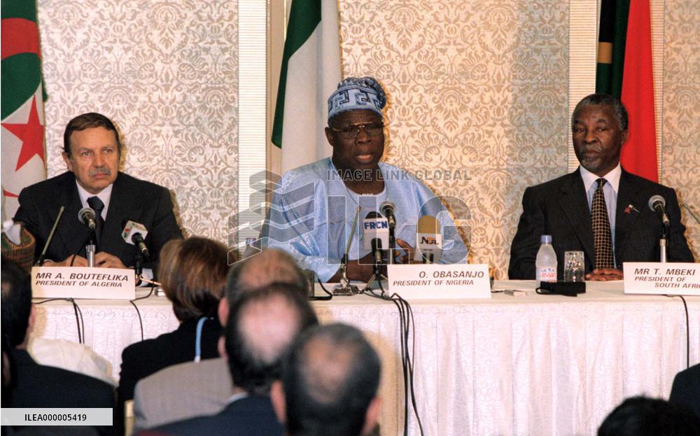 Leaders of developing world hold joint press confab