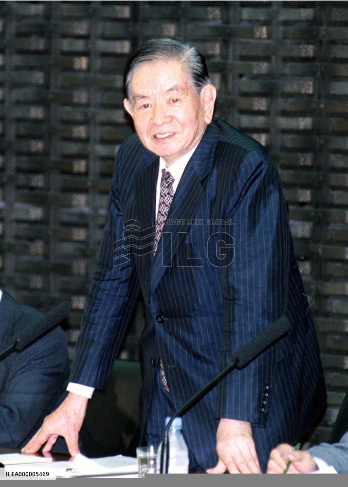 Hayami signals end in sight for zero-rate policy