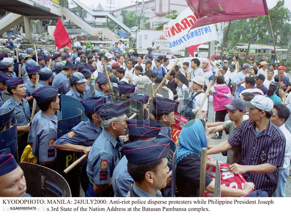 MANILA-protesters-Estrada