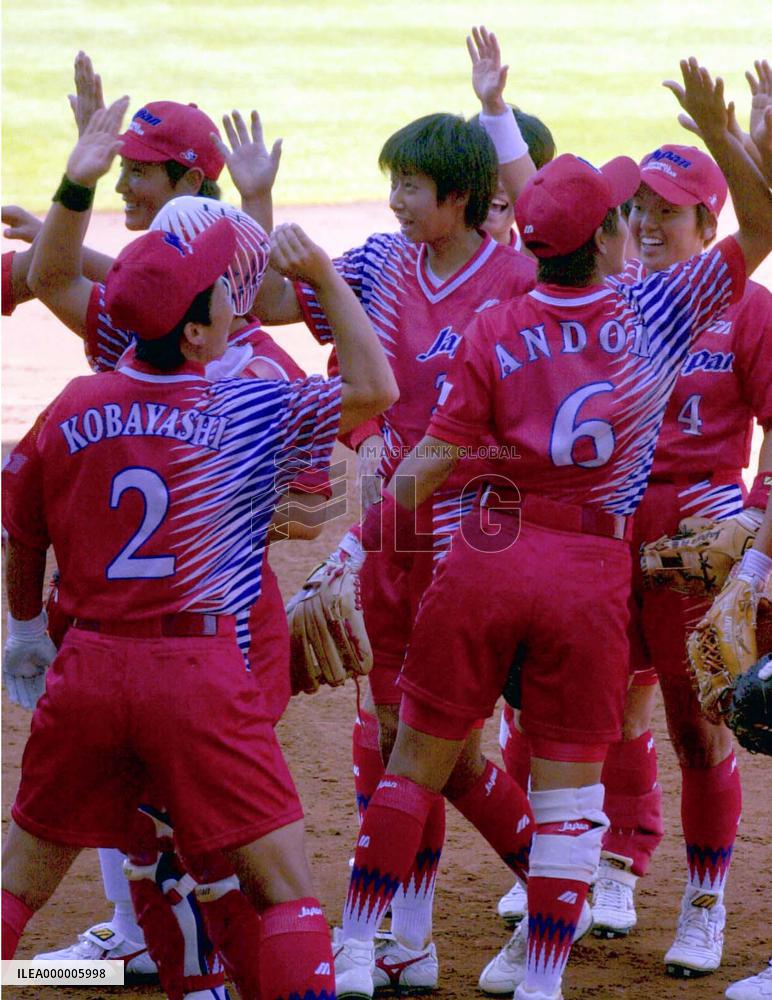 High fives all around after early win over China