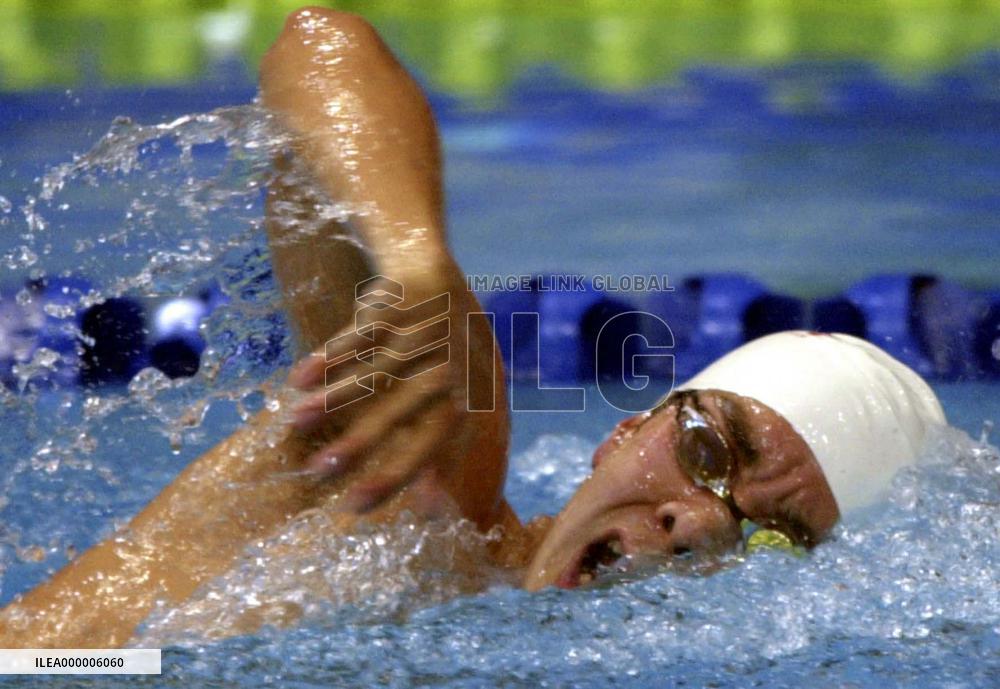 Hirano sets national record in 1,500 freestyle, does not advance