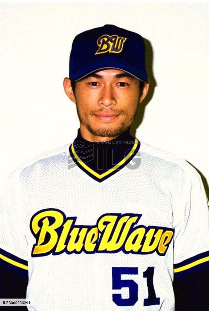 Six-time PL batting champion Suzuki wants shot at majors