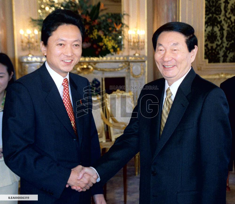 Zhu meets opposition leader Hatoyama
