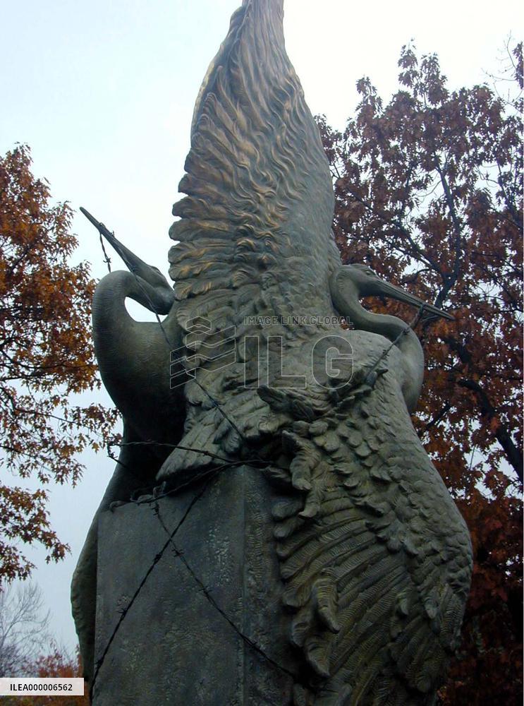 War memorial dedicated to honor Japanese-Americans