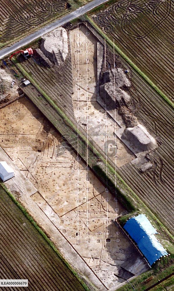 Traces of 8th century parliament building unearthed