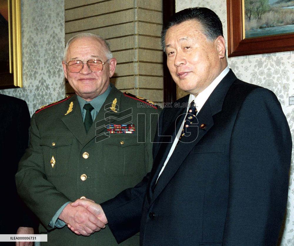 Russian defense minister meets Mori