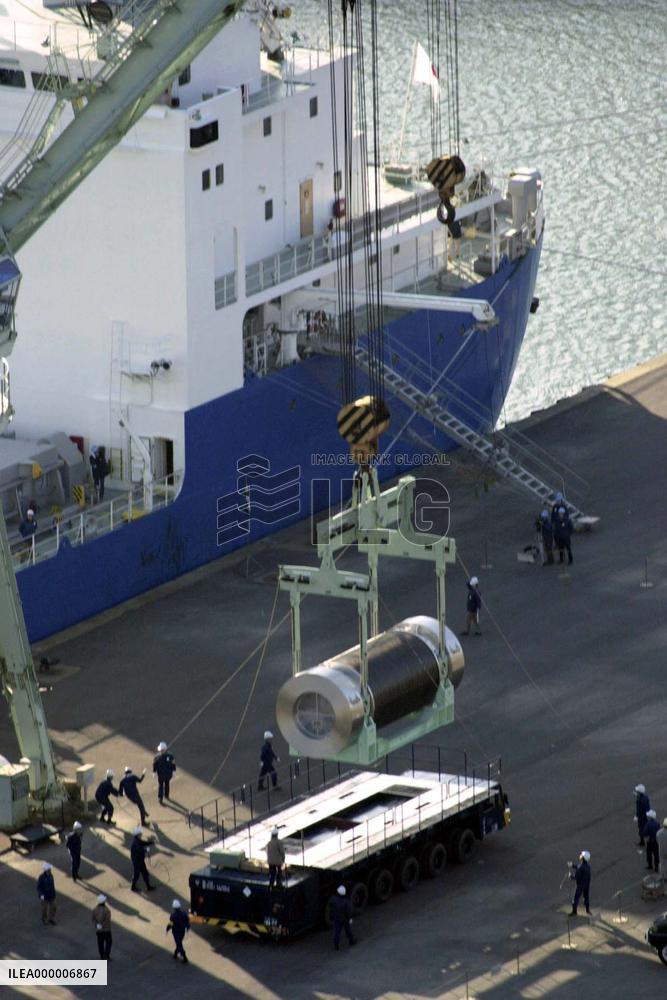 Shipment of nuclear fuel gets underway
