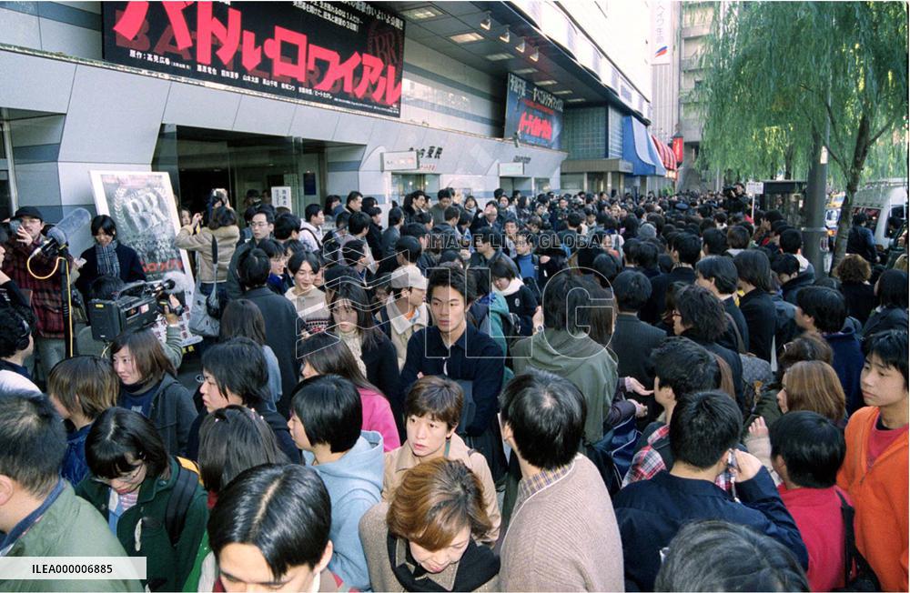 Violent Japanese movie opens to public despite protest