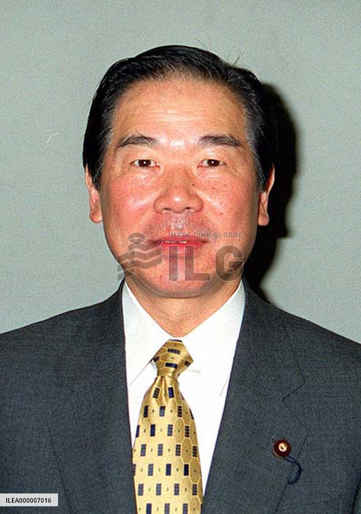 EPA chief Nukaga received 15 mil. yen from KSD