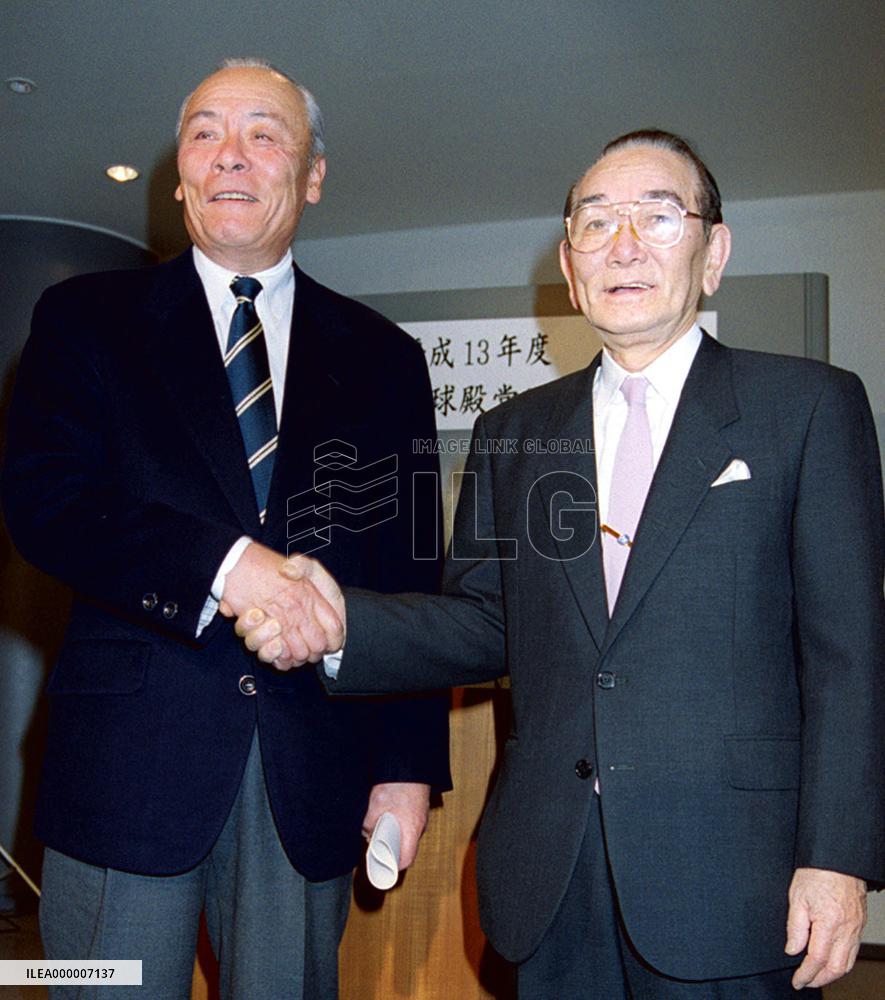 Ex-Hanshin ace Koyama named to Hall of Fame