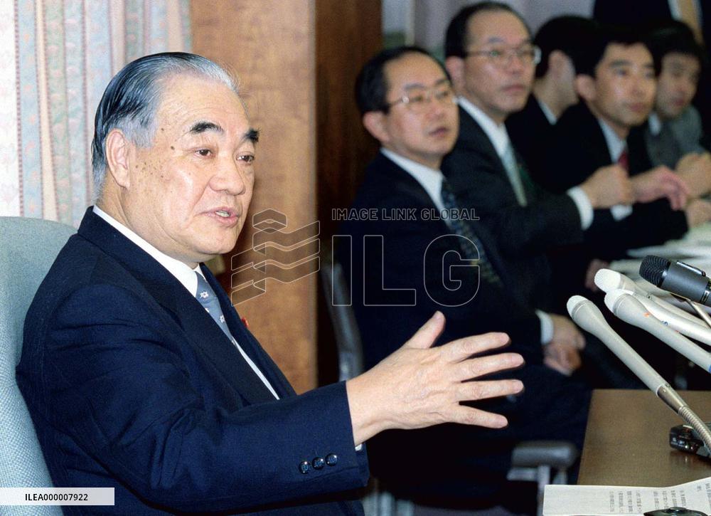 Japanese ministers agree to impose farm import curb