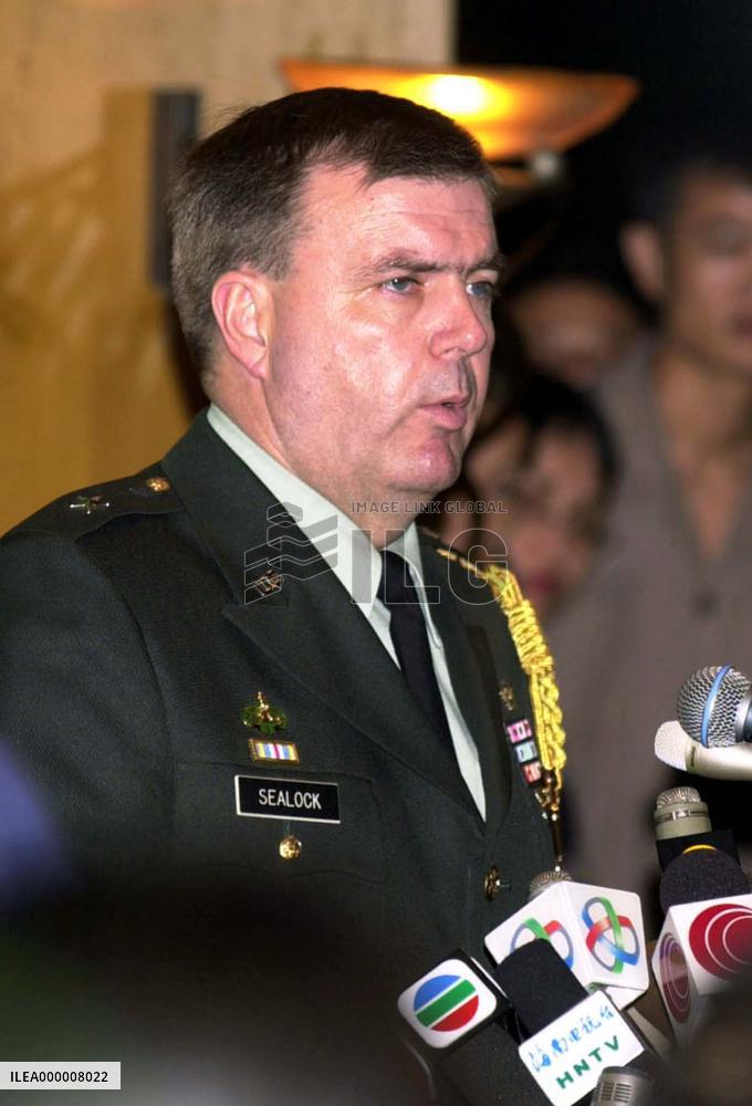 U.S. diplomat meets with crew of spy plane