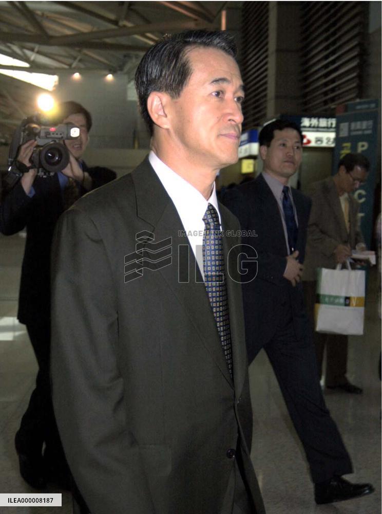 S. Korean ambassador to Japan returns for textbook talks