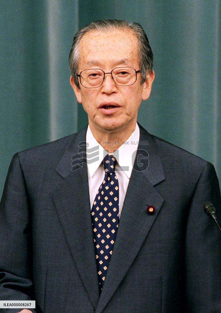 Omi named minister for science council