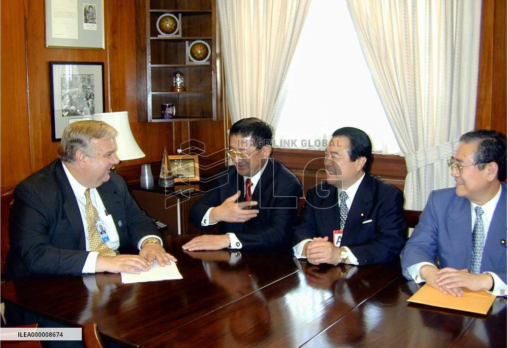 Japan's ruling coalition execs meet Lindsey