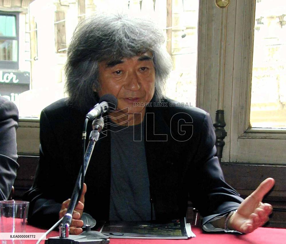 Ozawa says he will concentrate on opera in fall next year