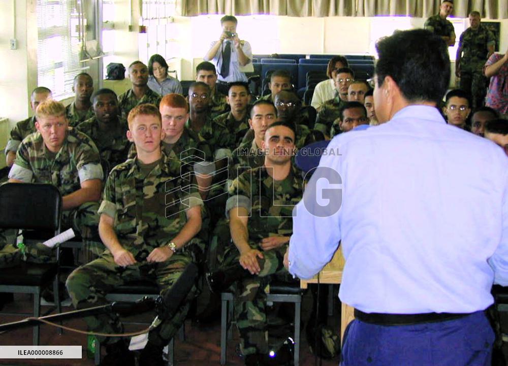 Okinawa police lecture U.S. Marines on Japan's traffic laws