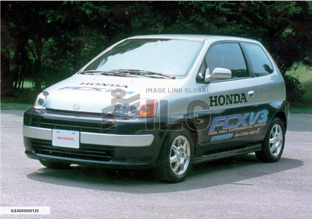 Honda to begin testing fuel-cell car on Japanese roads