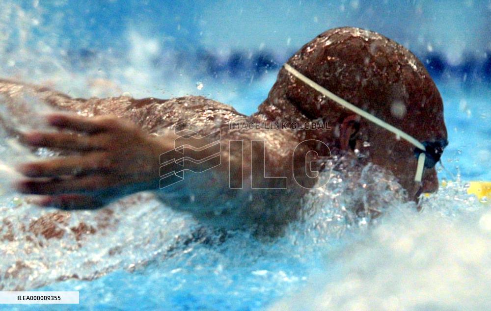 Australia's Huegill renews world record at swimming worlds