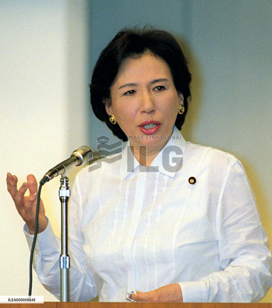 Tanaka says Yanai should remain ambassador to U.S.