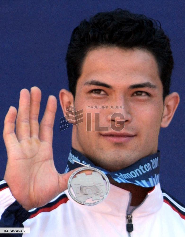 Murofushi awarded silver medal at world championships