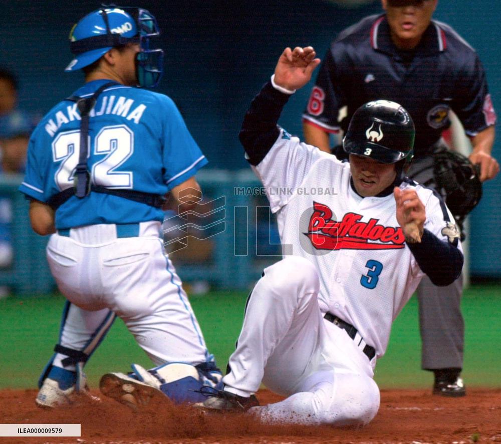 Kintetsu ends losing skid