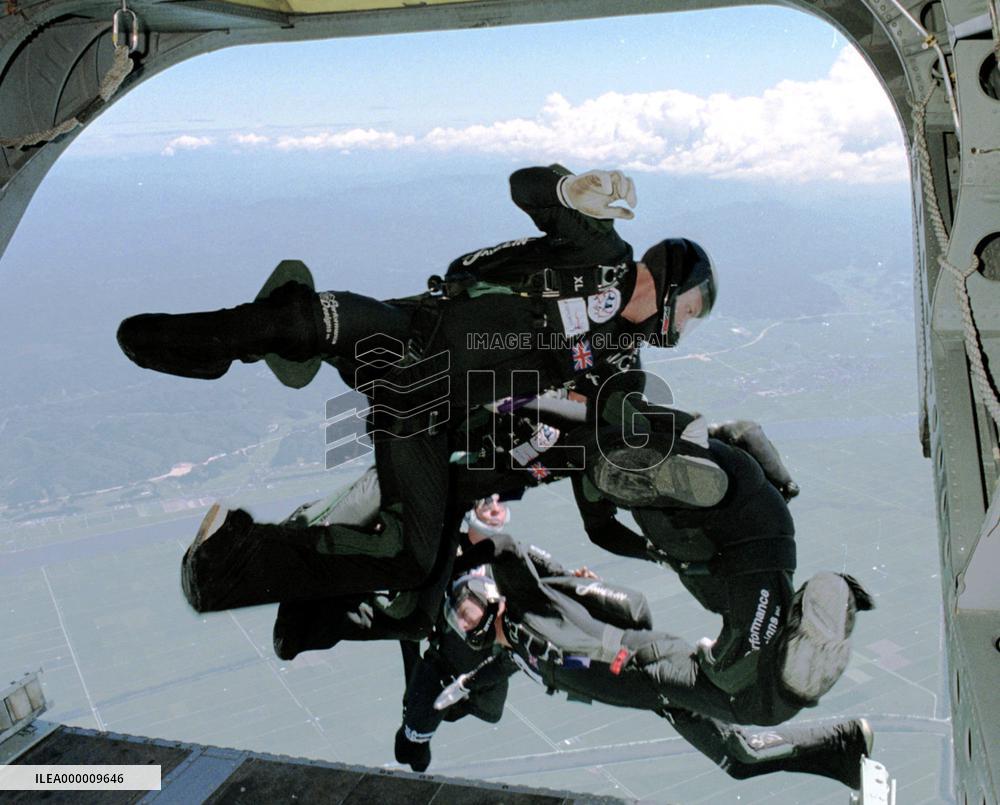British parachutists jump into air