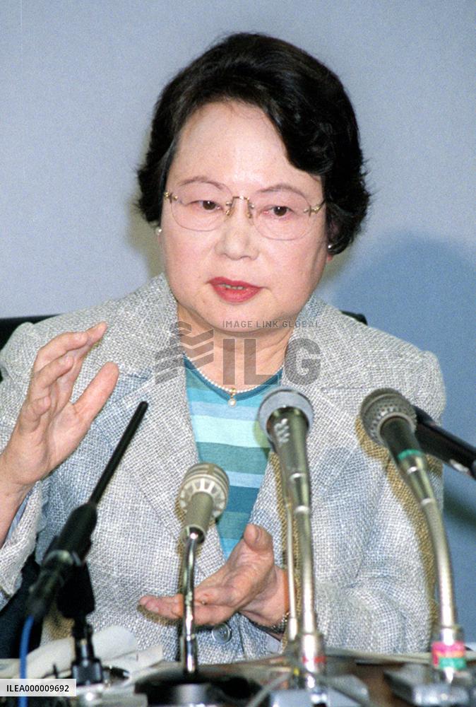 3 gov't space agencies to be integrated in 2003