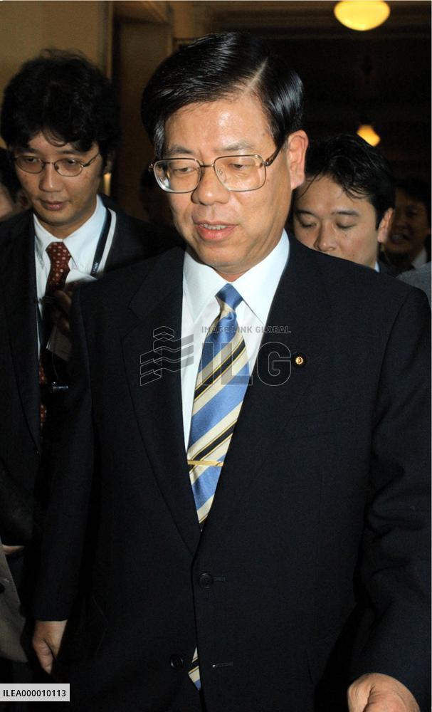 LDP lawmaker Koso tenders resignation to Diet