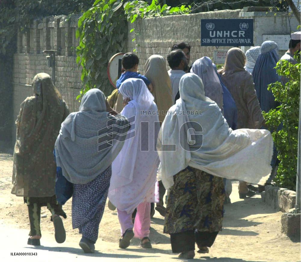 (1)Afghan refugees in Peshawar