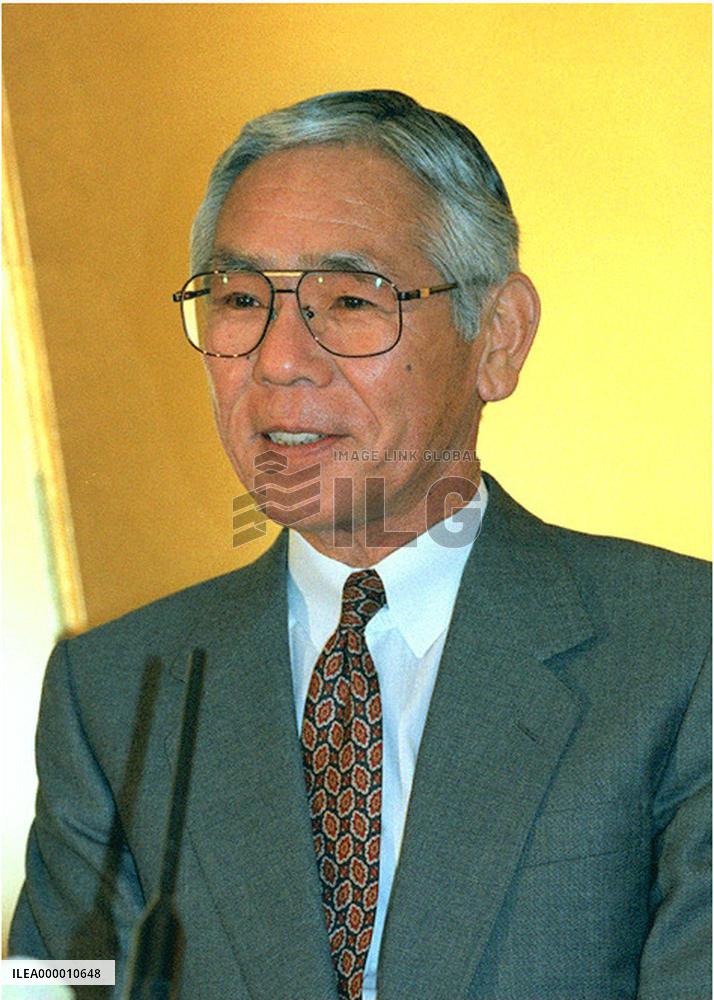 Ex-Nankai Hawks ace Sugiura dies of heart attack