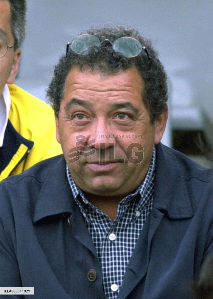 Former Japan manager Ooft named as new Urawa boss