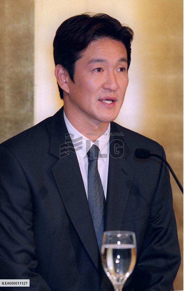 Free agent Kataoka to join Hanshin