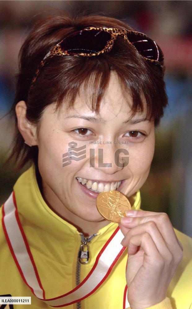 Okazaki turns the tables with surprise win