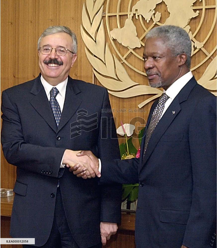 Annan holds 'frank, useful' talks with Iraqi foreign minister
