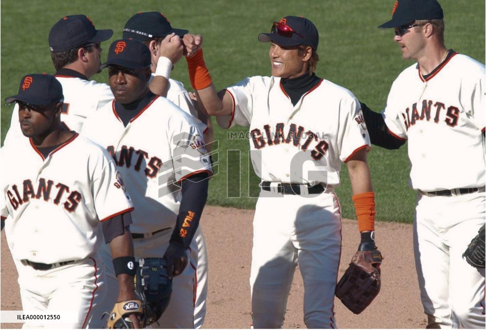 Shinjo comes on as defensive replacement