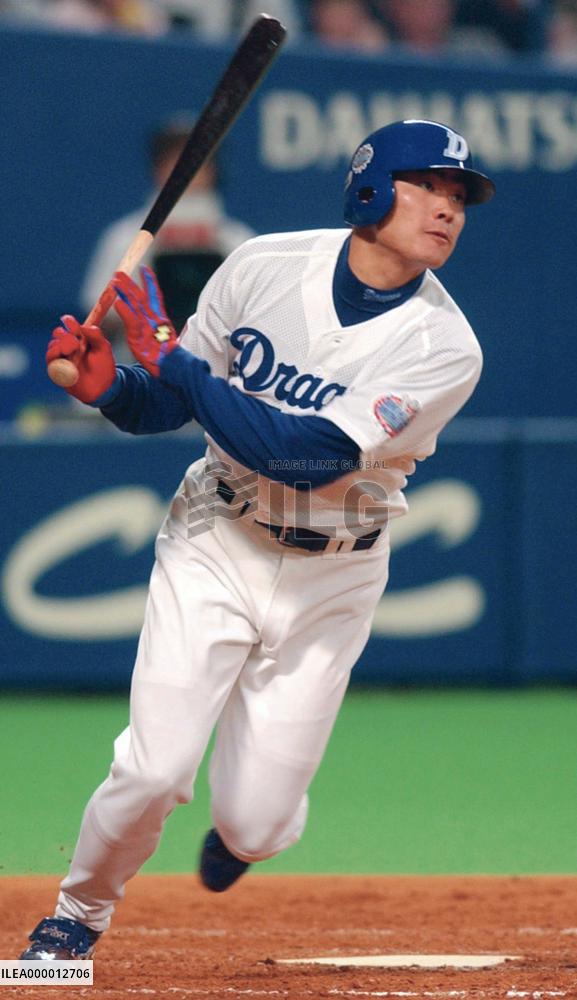 Fukudome hits two-run double