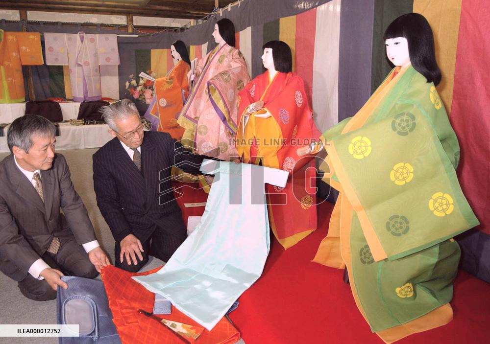 New attire for Kyoto ''Aoi Matsuri'' unveiled