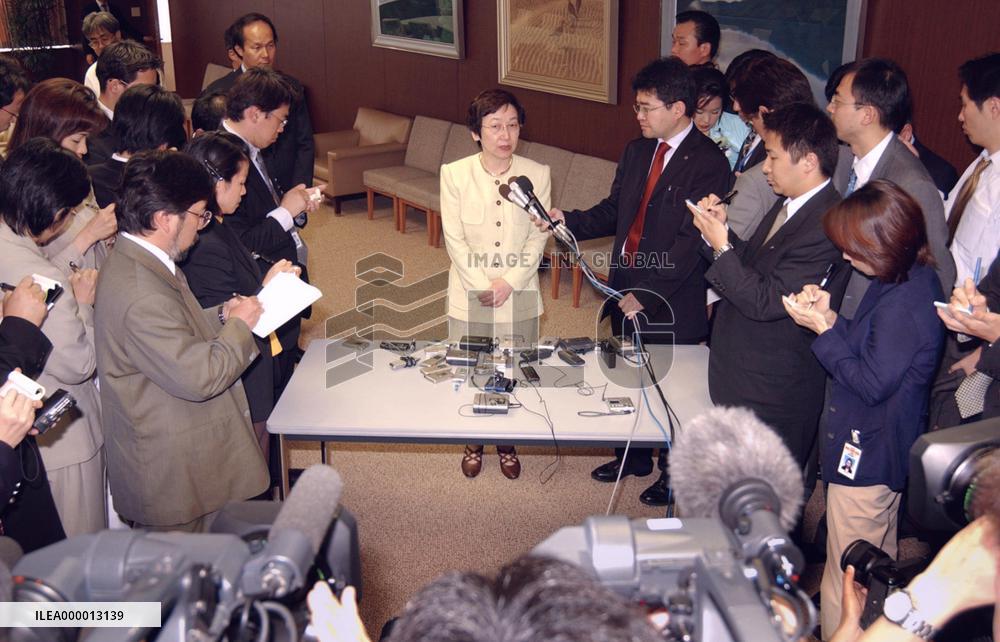 Russian expert Sato arrested for alleged fund fraud+